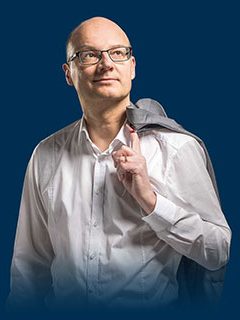 Porträt von Dr. Manfed Pimat, Rechtsanwalt und Notar